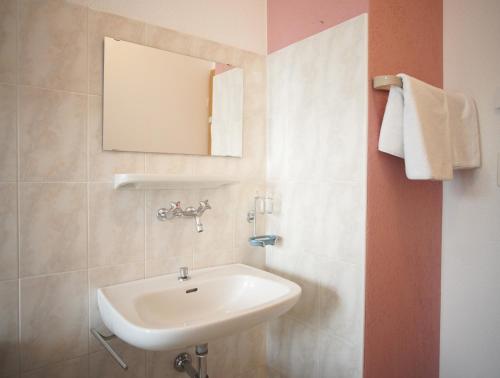 Hotel Carmen - image 13