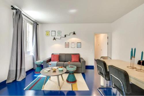Modern & colourful 3BD for 9 guests in Le Marais!, Paříž