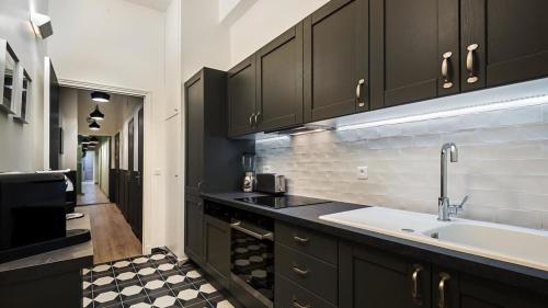 Panthéon Modern and exclusive 3BD - image 14