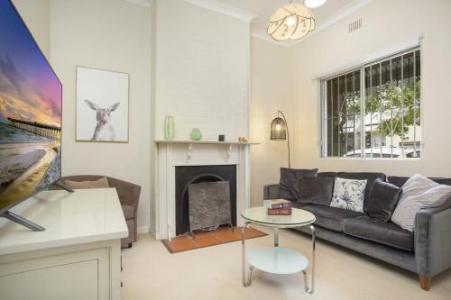 Comfortable Terrace in Central Location - image 12