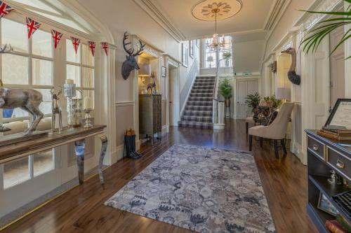 Highgate House - image 3