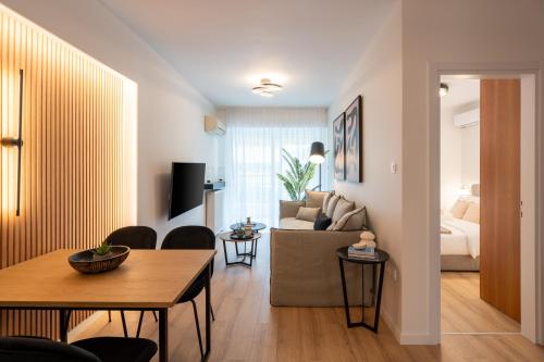 Chic and Lavish Apartment in Athens, Atenas