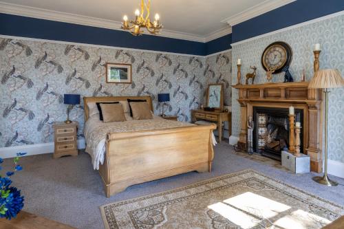 Highgate House - image 6