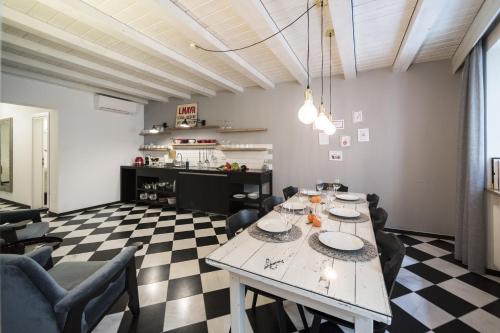 Wohnzimmer - main image