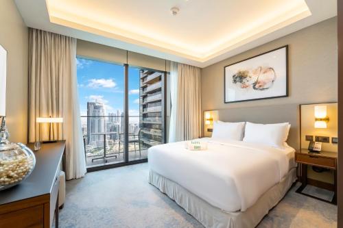 FAM Living - Beautiful 3 Bedrooms with unobstructed Burj Khalifa View - image 3