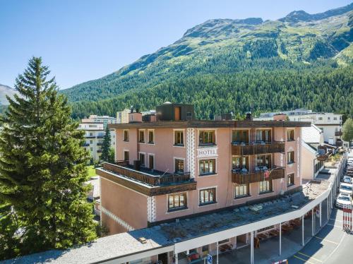 Corvatsch - Hotel - St. Moritz