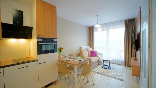 Apartamenty EverySky Kilińskiego 17C - image 4