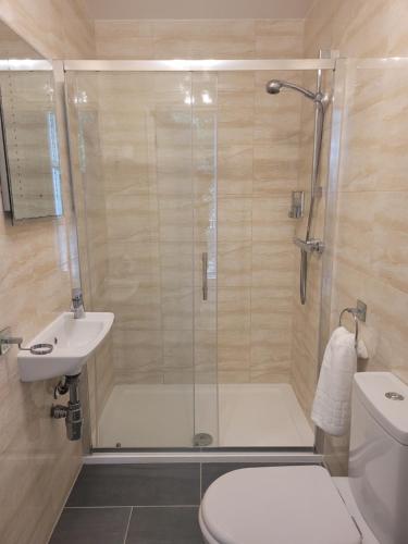 George Hotel - image 8