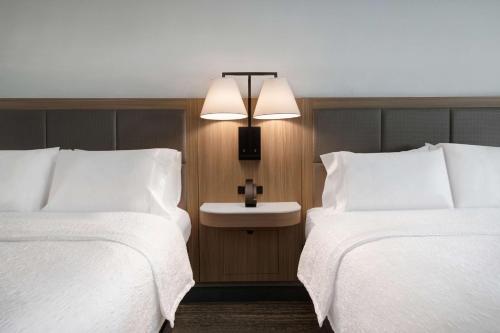 Hampton Inn Anderson/Alliance Business Park - image 10