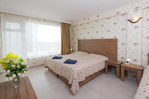 Hotel Yantra – Sunny Beach, WY