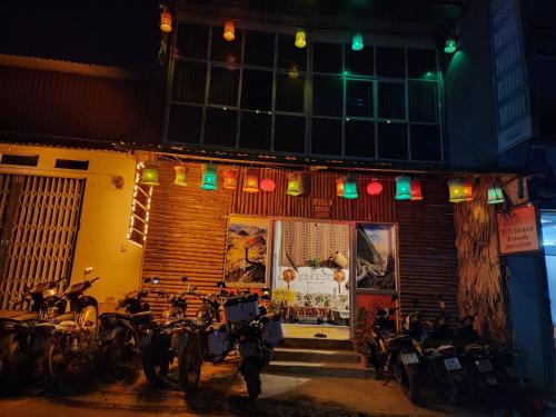 Näkymä ulkoa, 20 m² Huoneisto alueella Dong Van, 5 makuuhuone(tta), 1 yksityistä kylpyhuone(tta) (TiTi House) in Dong Van