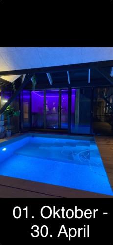 Poolhouse, no smoking everywhere in เวดเบก