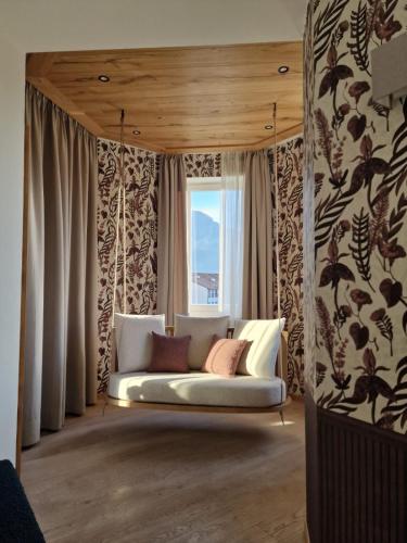 Albergo Caffe Centrale Room Type - Luxury Triple Room