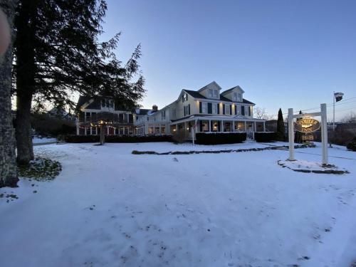 Spouter Inn Bed & Breakfast - 숙소 외관
