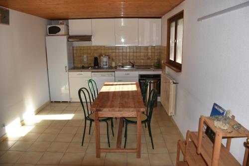 Appartement 2 adultes 2 enfants - Location saisonnière - Le Bourg-d'Oisans