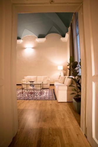 La Loggia delle Regine historic center apartment in a period building, facing the Aquarium with Wi Fi and AC, Janov (fotografie 2)