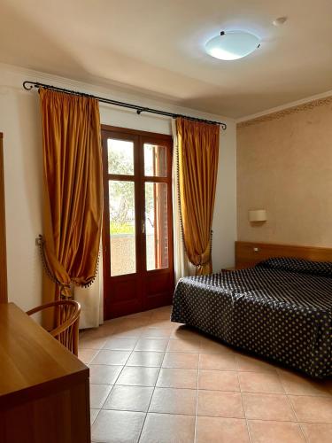 Hotel Lachea - image 10