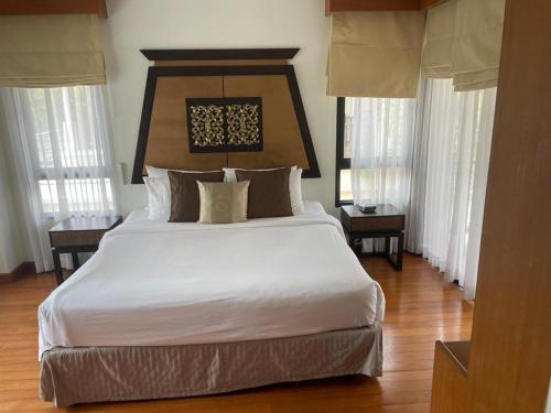 Beautiful 3-Bed Villa in Cherngtalay Thalang