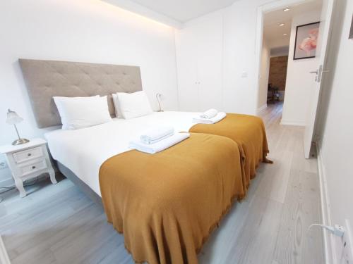 Cozy Lapa Retreat 2BR 2BA Ideal for Couples - image 12