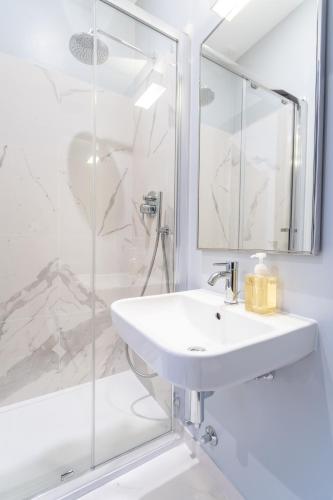 Pgrhome Luxury Apartments Croce - image 5