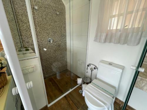 Casa em Campos do Jordão com sacada e linda vista - image 10