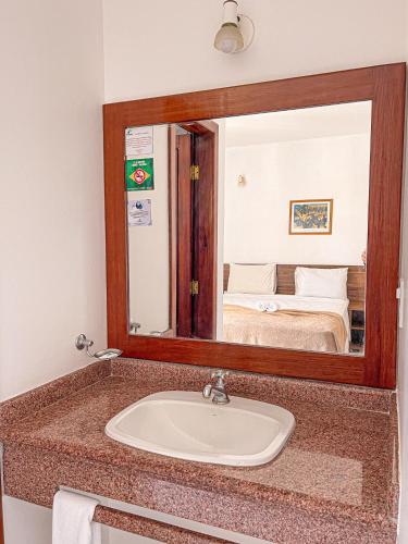 Standard Room image 10