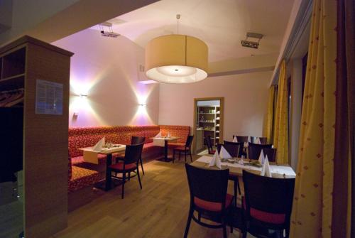 餐廳, 瓦爾德米斯特爾餐廳酒店 (Restaurant Waldmeisterei) in 格拉