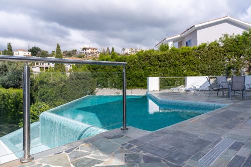 Sea View villa w infinity pool