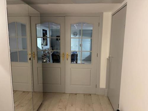 Unique Royal Basement residence, Amsterdam (Foto 9)