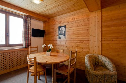 Hotel les Flocons - image 8