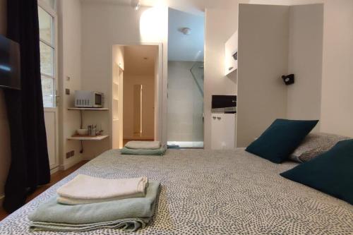 Appartement avec balcon au coeur des Chartrons, Bordeaux (Foto 3)