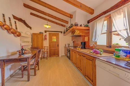 Three-Bedroom Villa image 10