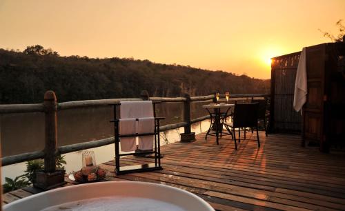 Balkons/terase, Serena Mivumo River Lodge in Logeloge