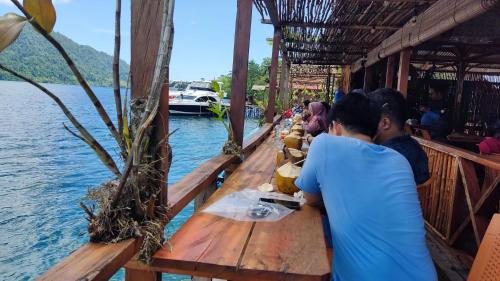 The Jeti Mangrove - Ecolodge, Cottage, Restaurant & Kali Biru, Blue River