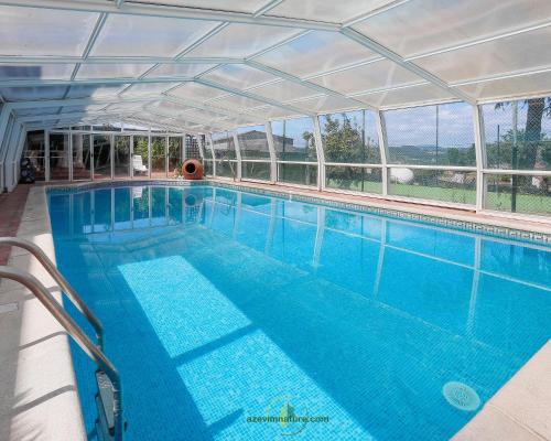 Casa com Piscina Cinema Discoteca Ginásio gîte à louer Ermexil