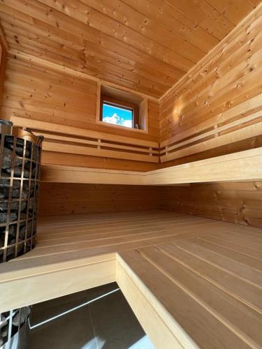 ซาวน่า, Wetterstein-Chalet in ไรน์ดเลา