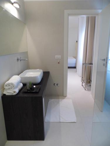 Siracusa Luxury Apartment - image 3