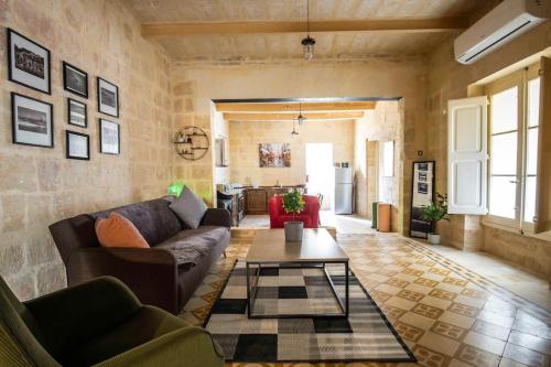 Chic, Stylish & Spacious flat in central Valletta