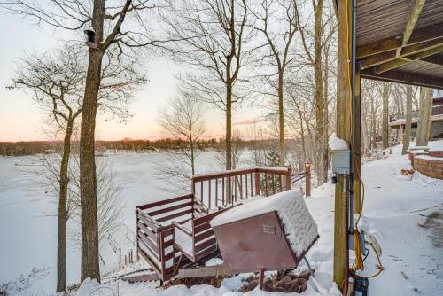 Rice Lake Cabin Retreat with Red Cedar Lake Access!