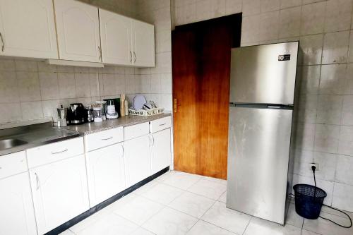 A Spacious 4BR 2 Bathroom Villa House @ Bole DT