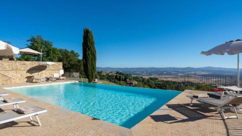 Casale con vista colline