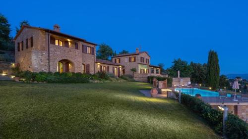 Casale con vista colline 4
