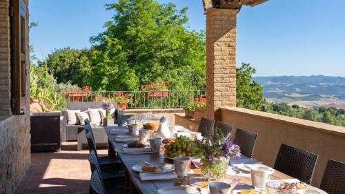 Casale con vista colline 5