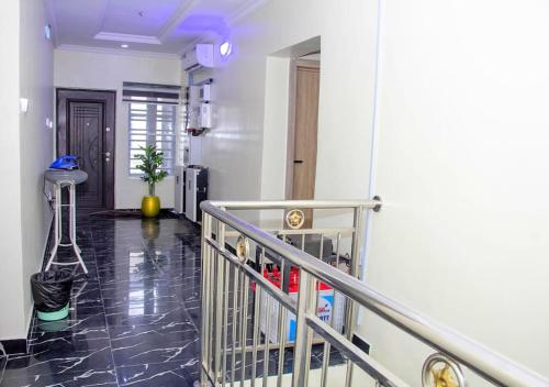 Delkiks Four-Bedroom Haven. in Ifako-Ijaiye