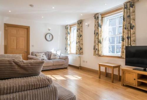 Luxury Flat, 20 Minutes by train from Edinburgh in Інверкейсінг