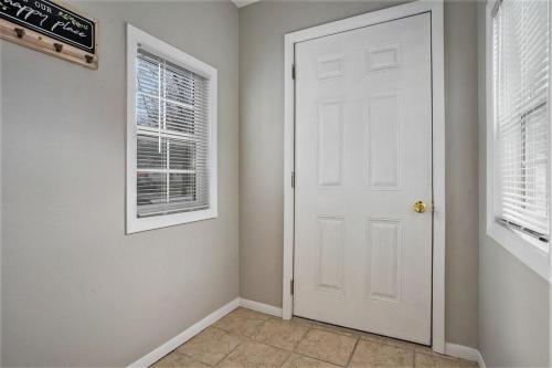 Hiways Hideaway - image 12