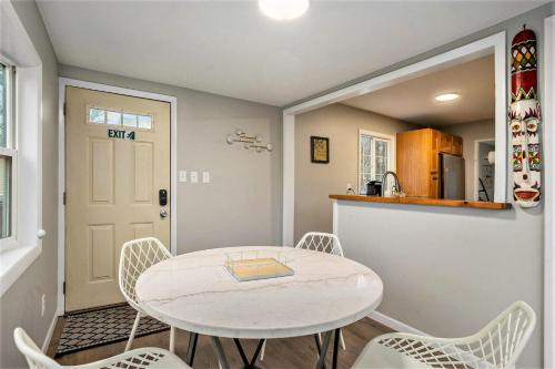 Hiways Hideaway - South Haven