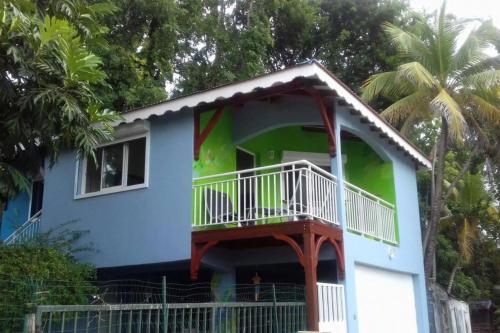 Maison d'une chambre a Sainte Anne a 250 m de la plage avec wifi - Location saisonnière - Sainte-Anne