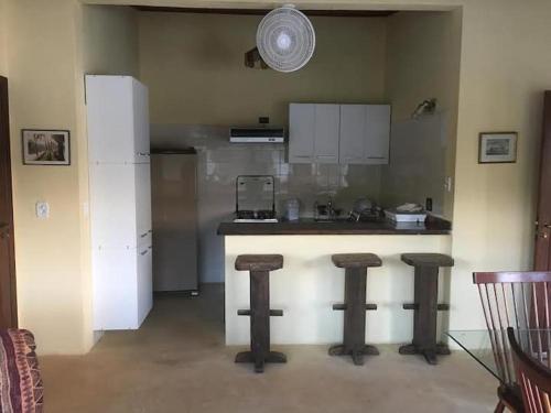 Casa Odin Refugio Familiar pague duas noites minimo e fique tres in Barra da Varginha