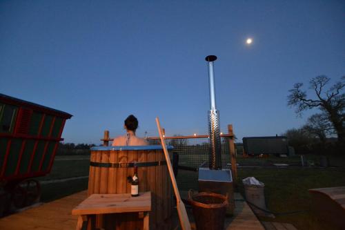 Twin Barn Shepherd’s Huts Twin Barn Shepherd’s Huts